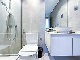 Super Luxury Flat Design with Sea View