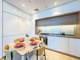 Super Luxury Flat Design with Sea View