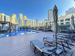 Super Luxury Flat Design with Sea View