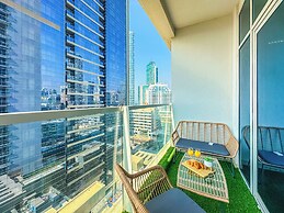 Super Luxury Flat Design with Sea View