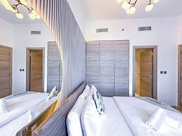 Super Luxury Flat Design with Sea View
