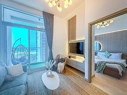 Super Luxury Flat Design with Sea View