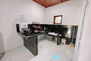 Doni Guest House by Staigo