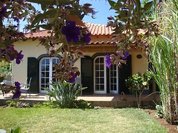 Blooming Botanic Houses