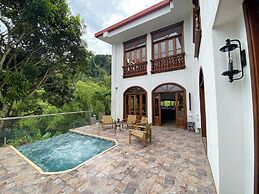 Hospedaje Maria Elena