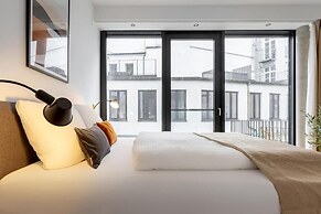 Global Living Augsburg Rathausplatz