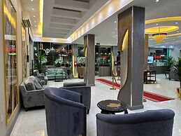 Alamaken Lana