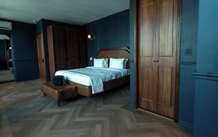The Green Escape Suite
