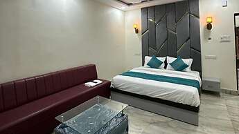 Hotel Majestic Inn