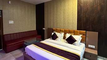 Hotel Majestic Inn