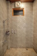 ELIVAAS Dilli House One room Suits
