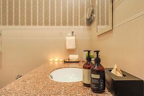 ELIVAAS Dilli House One room Suits