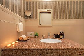 ELIVAAS Dilli House One room Suits