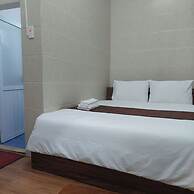 Omeli Homestay