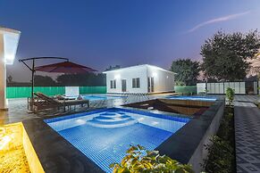 Alaya Stays Krishna Farm With Pool