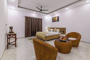 Alaya Stays Krishna Farm With Pool