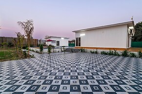 Alaya Stays Krishna Farm With Pool