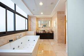 Bloomfields Stunning 4BR Villa Fujairah