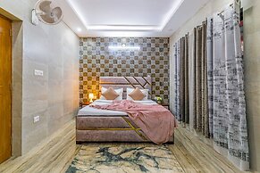 Alaya Stays Vyasa Duplex With Views