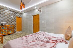 Alaya Stays Vyasa Duplex With Views
