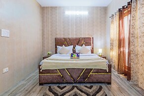 Alaya Stays Vyasa Duplex With Views