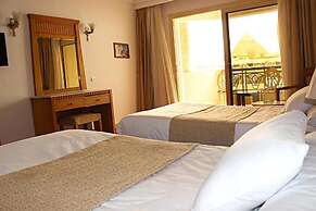 Regency Pyramids Hotel