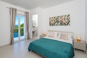 YourHome - Villa Solantis