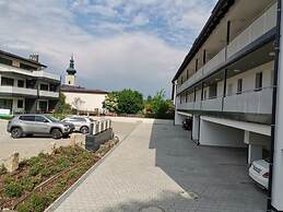 Apartments Thaya
