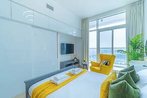 Sky-High Marina Chic