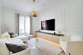 Elegant A/C Apt 2br/6p - Paris 17th/monceau