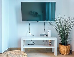 Minimal Studio in Marina