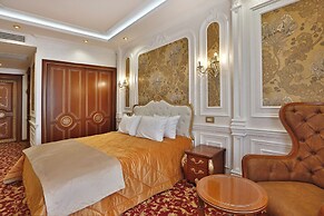 ALERMO HOTEL & SPA