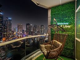 Luxury Waterfront View with Ain Dubai