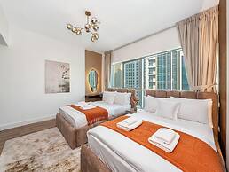 Luxury Waterfront View with Ain Dubai