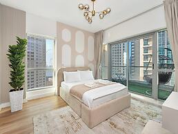Luxury Waterfront View with Ain Dubai