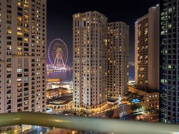 Luxury Waterfront View with Ain Dubai