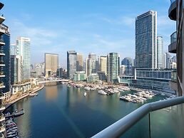 Luxury Waterfront View with Ain Dubai