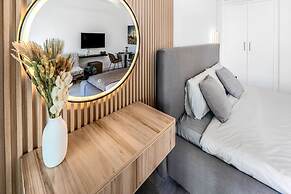 Luxury Studio Retreat with Balcony