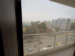 Stayvilla Royal