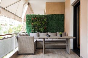 Glyfada Lux Olive Suites - Aura & Glow