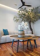 Glyfada Lux Olive Suites - Aura & Glow