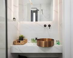 Glyfada Lux Olive Suites - Aura & Glow