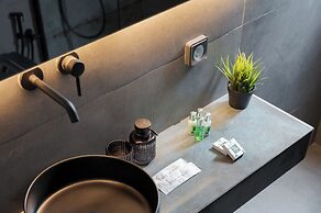 Glyfada Lux Olive Suites - Aura & Glow