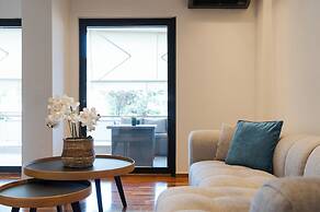 Glyfada Lux Olive Suites - Aura & Glow