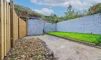 Central 4 bed Home in Ecclesall Near Peaks