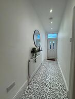 Central 4 bed Home in Ecclesall Near Peaks