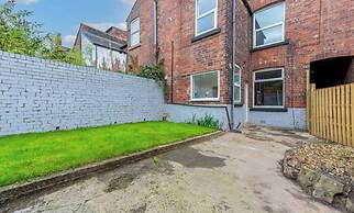 Central 4 bed Home in Ecclesall Near Peaks