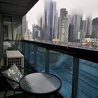 Deluxe 2BR apt Excellent Location Cityviews & Pool