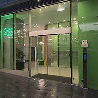Deluxe 2BR apt Excellent Location Cityviews & Pool