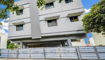 Collection Arunachaleswarar Residency